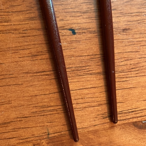 Beautiful set of two vintage chopsticks, excellent vintage condition. - Picture 4 of 16